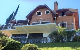 Casa e Vista privilegiadas no Alto do Capivari